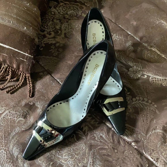 BCBG shoes - Picture 3 of 4